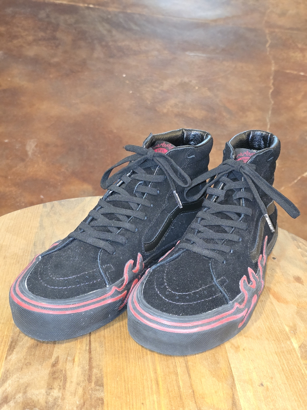 VANS Sk8-Hi Flame Black Red High Top Sneakers Men's 7 Women's 8.5